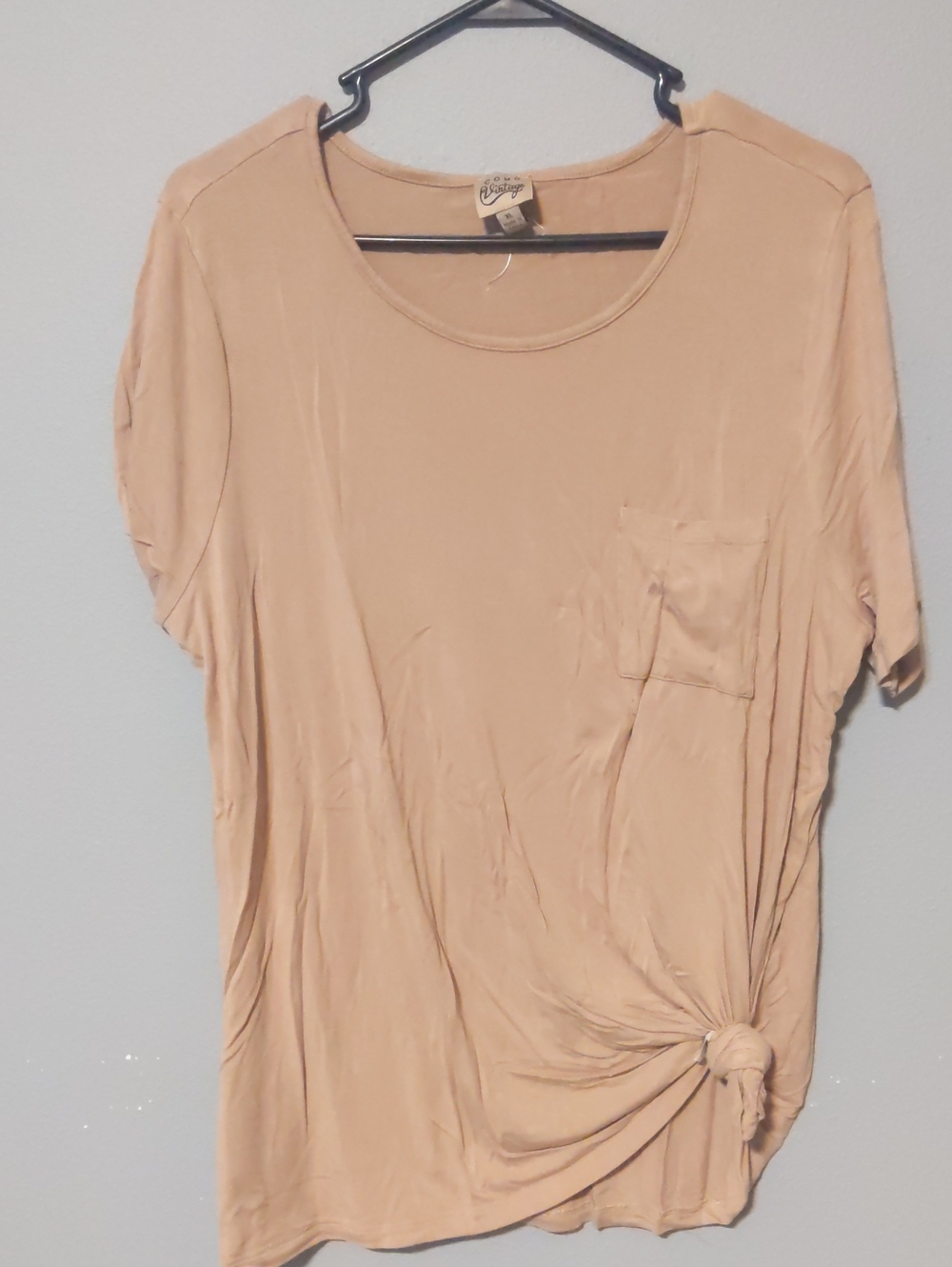 Como Vintage Beige Side-Knot Pocket Tee